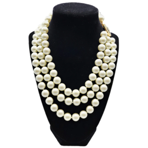 Barbara Bush pearl necklace